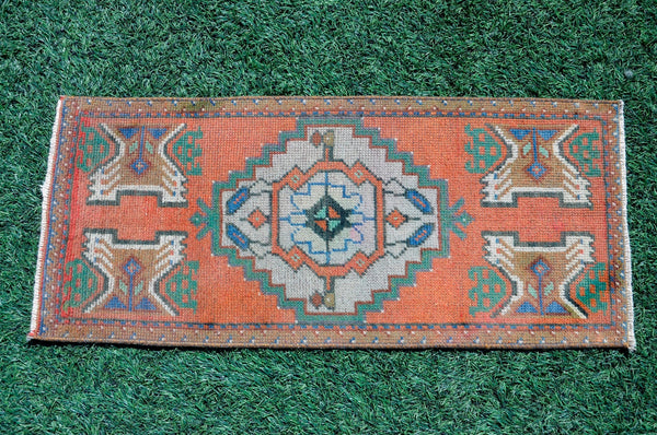 Natural Turkish Vintage small area rug doormat for home decor, bathroom rug, area oushak rug bathroom mat kitchen kilim rug, rug 3.1X1.6, 665548