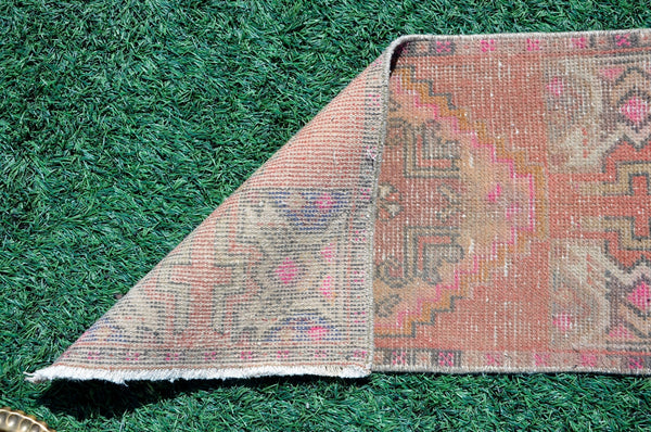 Handmade Turkish Vintage small area rug doormat for home decor, bathroom rug, area oushak rug bathroom mat kitchen kilim rug, rug 2.11x1.5, 665552