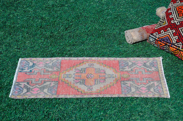 Unique Turkish Vintage small area rug doormat for home decor, bathroom rug, area oushak rug bathroom mat kitchen rug kilim rug, rug 2.10X1.5, 665570