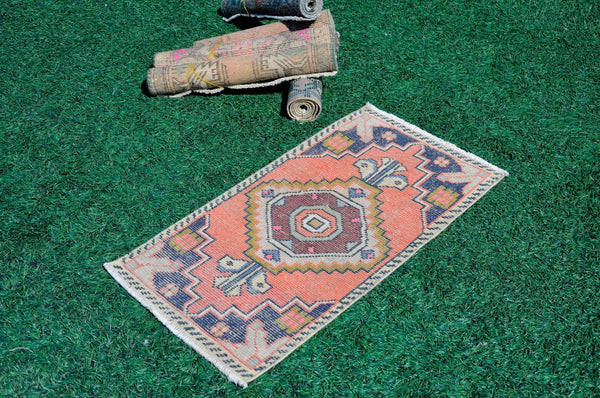 Handmade Turkish Vintage small area rug doormat for home decor, bathroom rug, area oushak rug bathroom mat kitchen kilim rug, rug 2.11x1.6, 665612