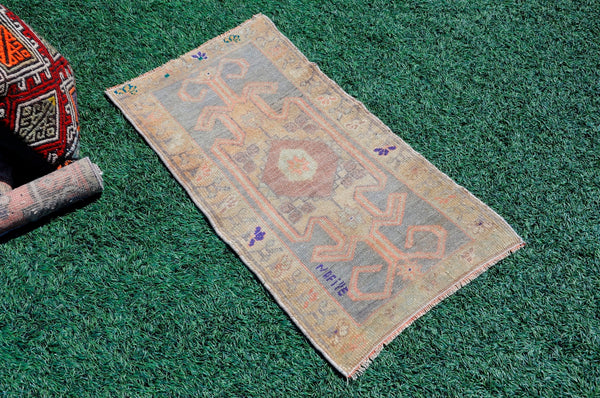 Unique Turkish Vintage small area rug doormat for home decor, bathroom rug, area oushak rug bathroom mat kitchen rug kilim rug, rug 3.1x1.7, 665638