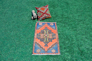 Vintage Handmade Turkish small area rug doormat for home decor, bathroom rug, area oushak rug bathroom mat kitchen kilim rug, rug 3.3X1.9, 665575
