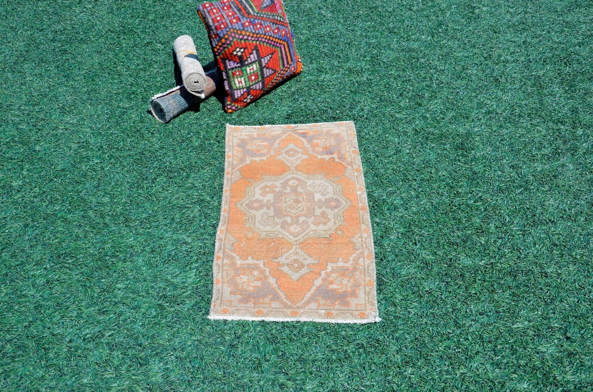 Natural Turkish Vintage small area rug doormat for home decor, bathroom rug, area oushak rug bathroom mat kitchen kilim rug, rug 2.8X1.5, 665517