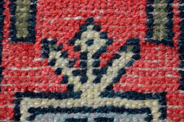 Vintage Handmade Turkish small area rug doormat for home decor, bathroom rug, area oushak rug bathroom mat kitchen kilim rug, rug 3.6x1.7, 665654