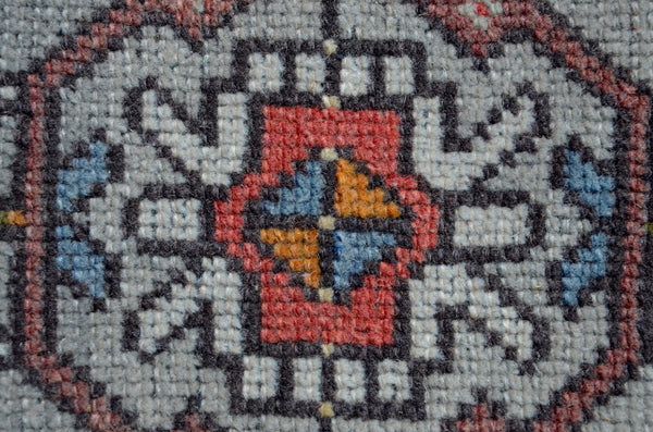 Turkish Handmade Vintage small area rug doormat for home decor, bathroom rug, area oushak rug bathroom mat kitchen kilim rug, rug 3.4X1.5, 665677