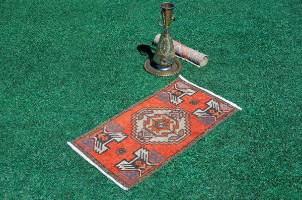 Natural Turkish Vintage small area rug doormat for home decor, bathroom rug, area oushak rug bathroom mat kitchen kilim rug, rug 3.1X1.7, 665684