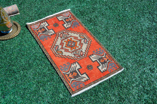 Natural Turkish Vintage small area rug doormat for home decor, bathroom rug, area oushak rug bathroom mat kitchen kilim rug, rug 3.1X1.7, 665684