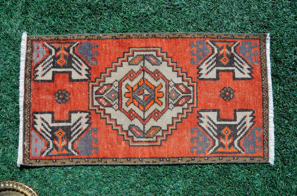 Natural Turkish Vintage small area rug doormat for home decor, bathroom rug, area oushak rug bathroom mat kitchen kilim rug, rug 3.1X1.7, 665684