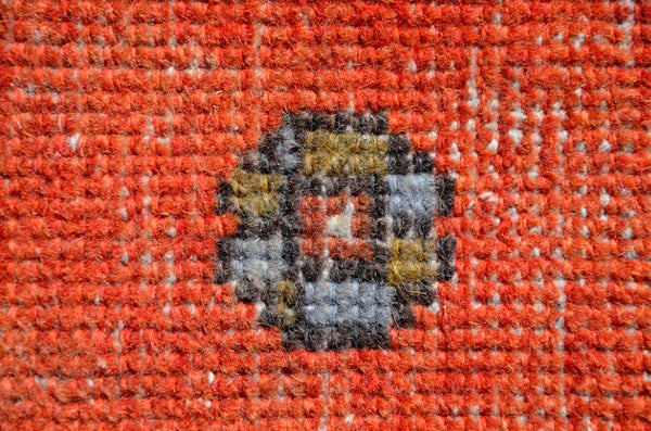 Handmade Turkish Vintage small area rug doormat for home decor, bathroom rug, area oushak rug bathroom mat kitchen kilim rug, rug 2.10x1.7, 665688