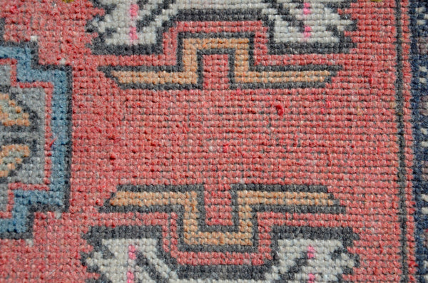 Natural Turkish Vintage small area rug doormat for home decor, bathroom rug, area oushak rug bathroom mat kitchen kilim rug, rug 3.3X1.6, 665689