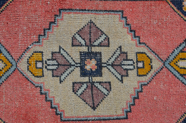 Vintage Handmade Turkish small area rug doormat for home decor, bathroom rug, area oushak rug bathroom mat kitchen kilim rug, rug 3.2x1.9, 665691