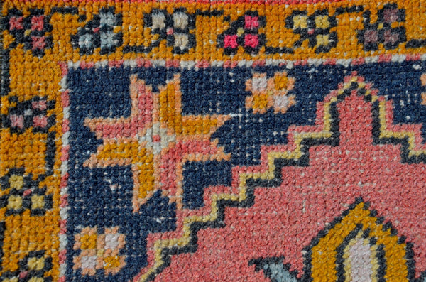 Vintage Handmade Turkish small area rug doormat for home decor, bathroom rug, area oushak rug bathroom mat kitchen kilim rug, rug 3.2x1.9, 665691