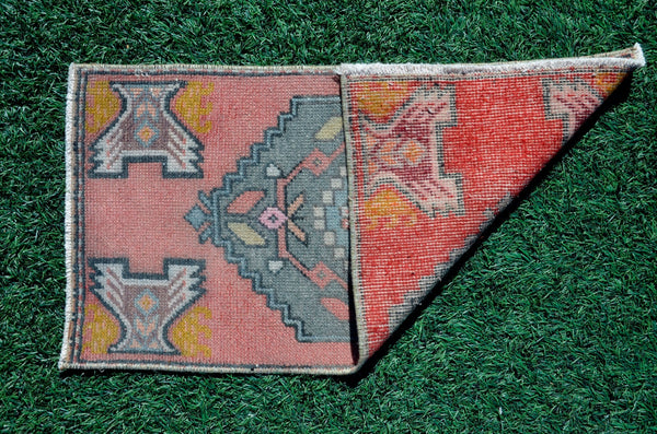 Unique Turkish Vintage small area rug doormat for home decor, bathroom rug, area oushak rug bathroom mat kitchen rug kilim rug, rug 2.8x1.5, 665700