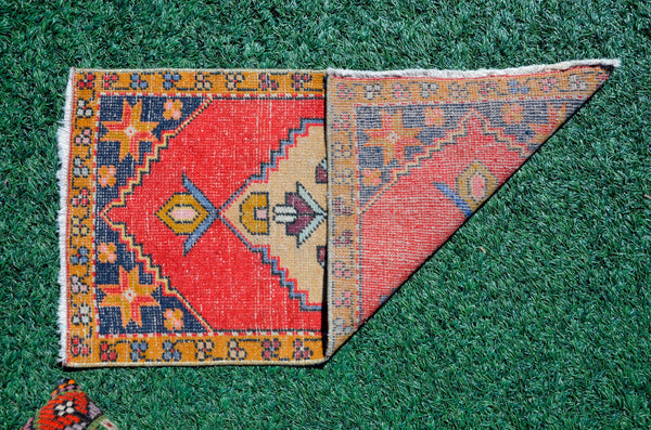 Unique Turkish Vintage small area rug doormat for home decor, bathroom rug, area oushak rug bathroom mat kitchen rug kilim rug, rug 3.3x1.9, 665710