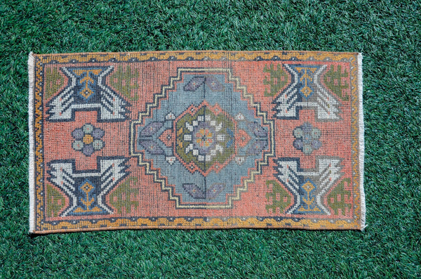Vintage Handmade Turkish small area rug doormat for home decor, bathroom rug, area oushak rug bathroom mat kitchen kilim rug, rug 2.10x1.7, 665721