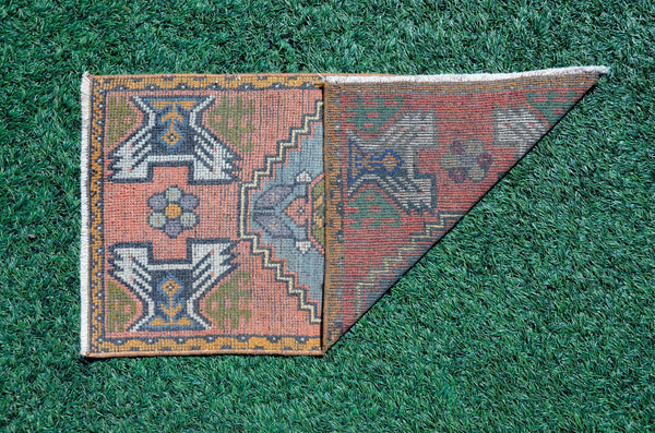 Vintage Handmade Turkish small area rug doormat for home decor, bathroom rug, area oushak rug bathroom mat kitchen kilim rug, rug 2.10x1.7, 665721