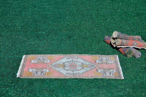 Unique Turkish Vintage small area rug doormat for home decor, bathroom rug, area oushak rug bathroom mat kitchen rug kilim rug, rug 3.5x1.7, 665733
