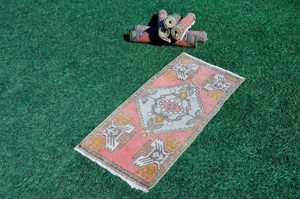 Unique Turkish Vintage small area rug doormat for home decor, bathroom rug, area oushak rug bathroom mat kitchen rug kilim rug, rug 3.5x1.7, 665733