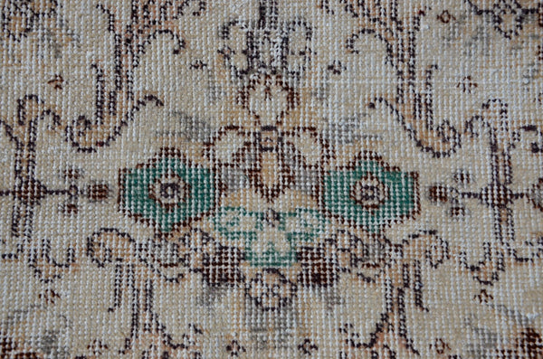 Unique Turkish large Vintage rug for home decor, oversize rug, area rug oushak rug boho rug bedroom kitchen rug  kilim rug, rugs 5x8, 666042