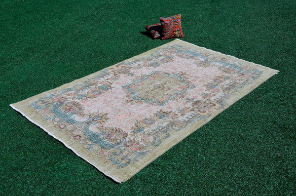 Unique Turkish large Vintage rug for home decor, oversize rug, area rug oushak rug boho rug bedroom kitchen rug  kilim rug, rugs 6x10, 666084