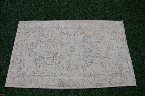 Unique Turkish large Vintage rug for home decor, oversize rug, area rug oushak rug boho rug bedroom kitchen rug  kilim rug, rugs 6x9, 666126