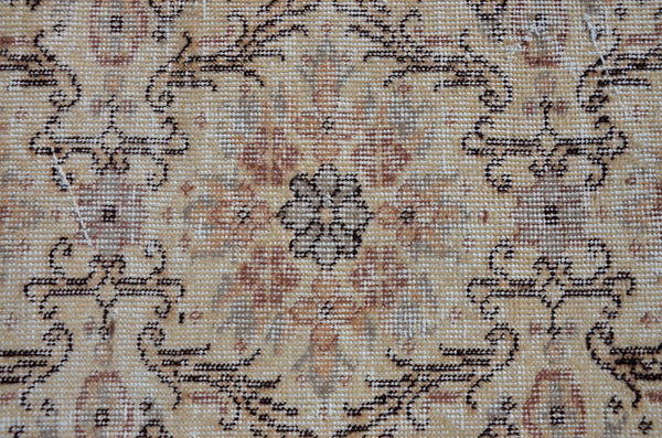 Handknotted Turkish rug for home decor, Vintage rug, area rug boho rug bedroom rug kitchen rug bathroom rug kilim handmade, rugs 4x7, 666171