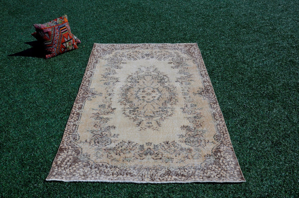 Unique Vintage Turkish Anatolian rug for home decor, area rug, oushak rug boho rug bedroom rug kitchen rug  bathroom rug kilim, rugs 4x7, 666187