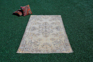 Handknotted Turkish rug for home decor, Vintage rug, area rug boho rug bedroom rug kitchen rug bathroom rug kilim handmade, rugs 4x9, 666189