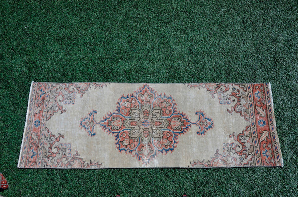 Vintage Turkish Natural runner rug for home decor, area rug, Anatolian oushak rug boho rug kitchen rug  bathroom rug kilim, 5'6" x 1'11", 666217