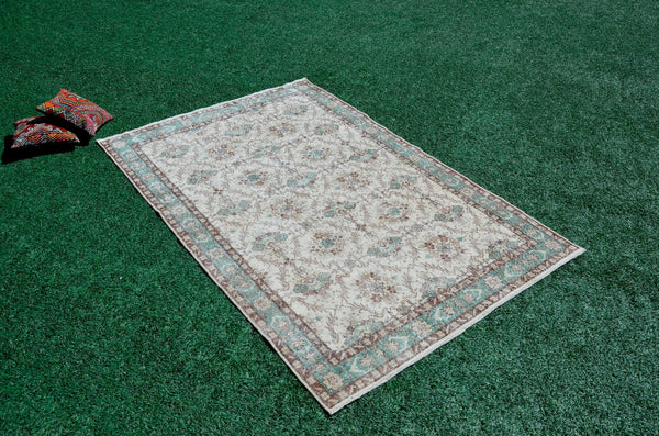 Unique Turkish large Vintage rug for home decor, oversize rug, area rug oushak rug boho rug bedroom kitchen rug  kilim rug, rugs 5x8, 666042