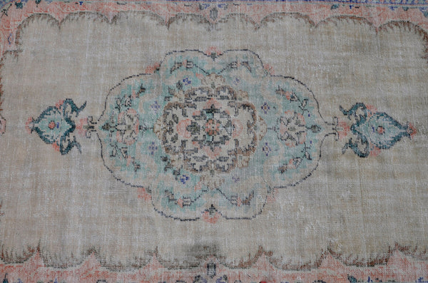 Unique Turkish large Vintage rug for home decor, oversize rug, area rug oushak rug boho rug bedroom kitchen rug  kilim rug, rugs 6x9, 666043