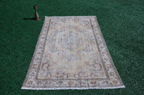 Unique Turkish large Vintage rug for home decor, oversize rug, area rug oushak rug boho rug bedroom kitchen rug  kilim rug, rugs 6x9, 666077