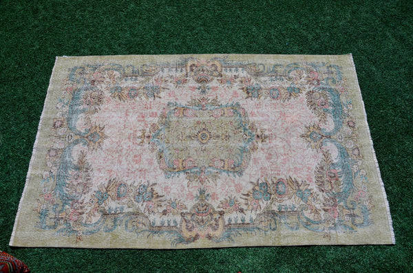 Unique Turkish large Vintage rug for home decor, oversize rug, area rug oushak rug boho rug bedroom kitchen rug  kilim rug, rugs 6x10, 666084