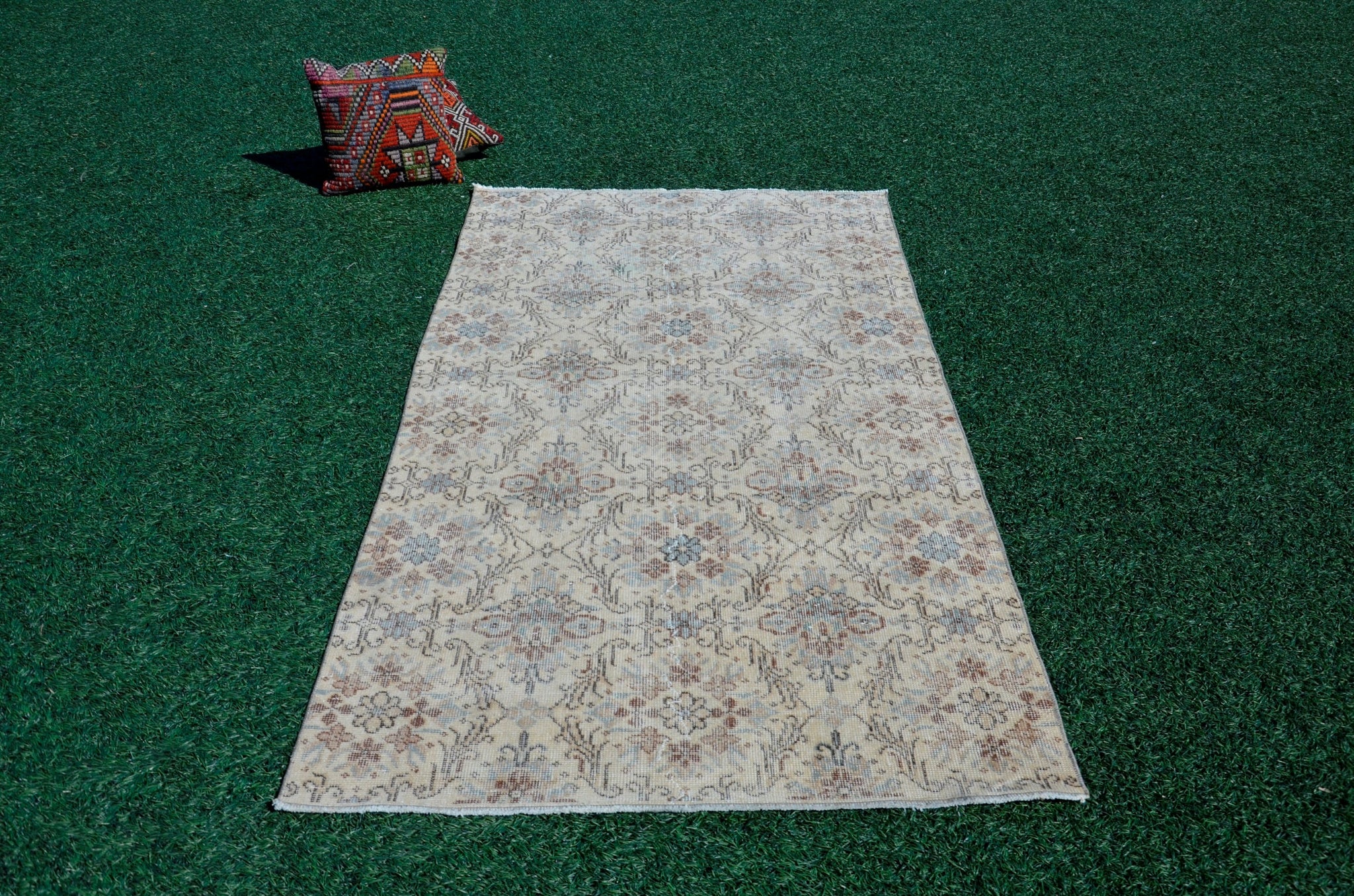 Unique Vintage Turkish Anatolian rug for home decor, area rug, oushak rug boho rug bedroom rug kitchen rug  bathroom rug kilim, rugs 7x4, 666162