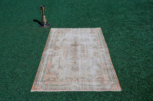 Unique Vintage Turkish Anatolian rug for home decor, area rug, oushak rug boho rug bedroom rug kitchen rug  bathroom rug kilim, rugs 4x6, 666181