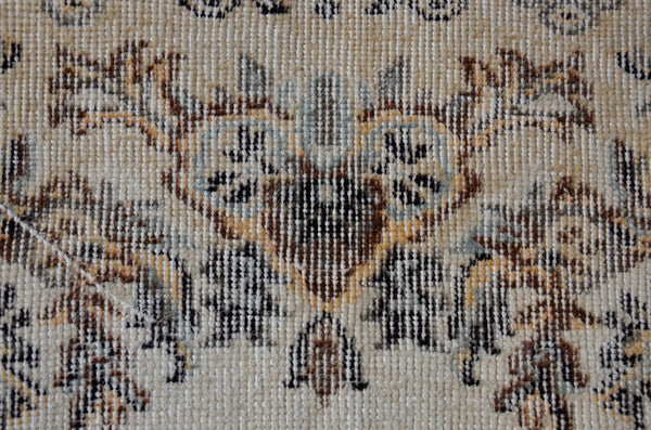 Turkish Handmade Vintage Anatolian rug for home decor, area rug, oushak rug boho rug bedroom rug kitchen rug  bathroom rug kilim, rugs 4x9, 666185