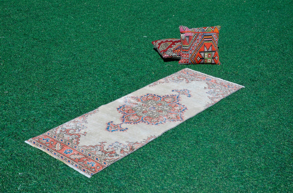Vintage Turkish Natural runner rug for home decor, area rug, Anatolian oushak rug boho rug kitchen rug  bathroom rug kilim, 5'6" x 1'11", 666217