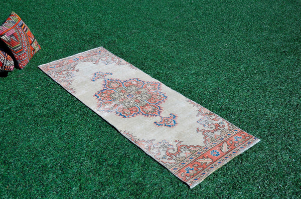 Vintage Turkish Natural runner rug for home decor, area rug, Anatolian oushak rug boho rug kitchen rug  bathroom rug kilim, 5'6" x 1'11", 666217
