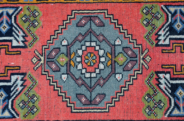 Turkish Handmade Vintage small area rug doormat for home decor, bathroom rug, area oushak rug bathroom mat kitchen kilim rug, rug 3.3X1.8, 665712