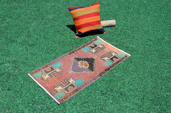 Turkish Handmade Vintage small area rug doormat for home decor, bathroom rug, area oushak rug bathroom mat kitchen kilim rug, rug 3.1x1.6, 665748