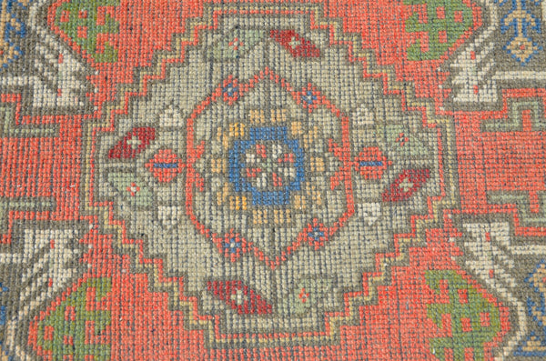 Unique Turkish Vintage small area rug doormat for home decor, bathroom rug, area oushak rug bathroom mat kitchen rug  kilim rug, rug 3x1.7, 665749
