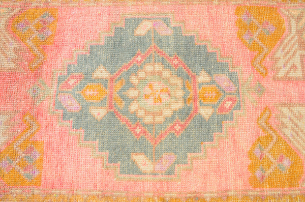 Natural Turkish Vintage small area rug doormat for home decor, bathroom rug, area oushak rug bathroom mat kitchen rug kilim rug, rug 3X1.5, 665769