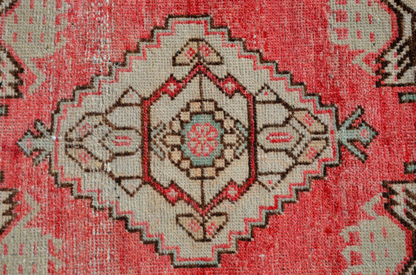 Natural Turkish Vintage small area rug doormat for home decor, bathroom rug, area oushak rug bathroom mat kitchen rug kilim rug, rug 3X1.4, 665803