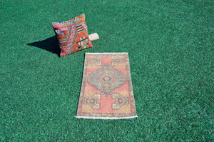 Natural Turkish Vintage small area rug doormat for home decor, bathroom rug, area oushak rug bathroom mat kitchen rug kilim rug, rug 3.1X1.5, 665808