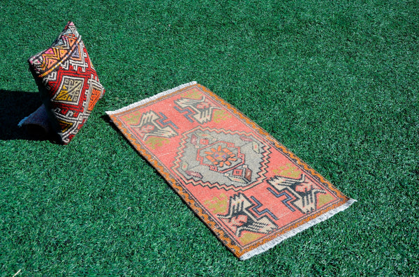 Handmade Turkish Vintage small area rug doormat for home decor, bathroom rug, area oushak rug bathroom mat kitchen kilim rug, rug 3.2X1.6, 665807