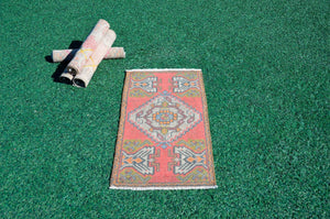 Unique Turkish Vintage small area rug doormat for home decor, bathroom rug, area oushak rug bathroom mat kitchen rug  kilim rug, rug 3.1x1.6, 665809