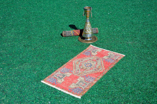 Unique Turkish Vintage small area rug doormat for home decor, bathroom rug, area oushak rug bathroom mat kitchen rug  kilim rug, rug 3.1x1.6, 665810