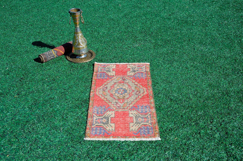 Unique Turkish Vintage small area rug doormat for home decor, bathroom rug, area oushak rug bathroom mat kitchen rug  kilim rug, rug 3.1x1.6, 665810