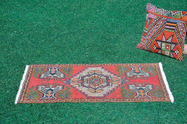 Handmade Turkish Vintage small area rug doormat for home decor, bathroom rug, area oushak rug bathroom mat kitchen kilim rug, rug 3.2X1.6, 665812