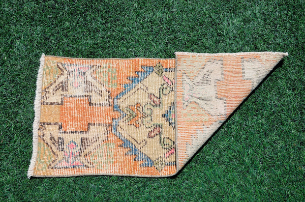 Natural Turkish Vintage small area rug doormat for home decor, bathroom rug, area oushak rug bathroom mat kitchen rug kilim rug, rug 2.8X1.3, 665941